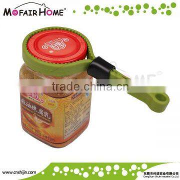 New arravial easy use ring can opener