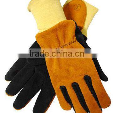 Fire Retorted Gloves