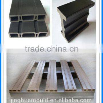 HUANGSHI 3cr13 3Cr17 WPC Plastic Extrusion Pallet Moulding Made in China