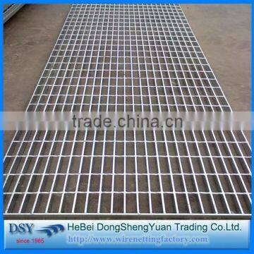 Sale High quality hot-dipped galvanized steel grating/steel grating size