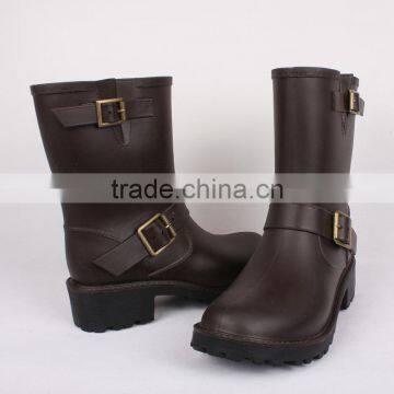 custom made varies cheap waterproof glossy or matte women PVC wellington rain boot with buckle