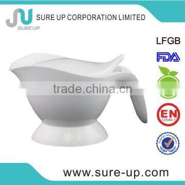 2014 new product plastic outer stainless steel inner sauce jug