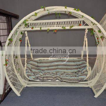 newest high quality garden swing/ beautiful outdoor swing