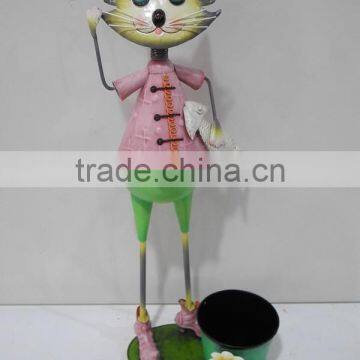 Low price Outdoor cat planter with flower pot for decoration