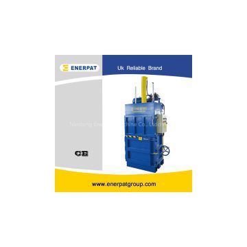 Vertical PET bottle baler