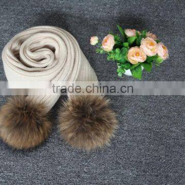 Newest design fashion acrylic knit scarf winter plain color scarf with real fur ball