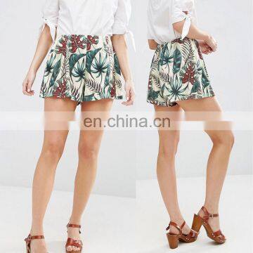 Dongguan apparel tropical print pleated high rise women beach shorts