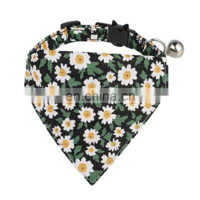 Hot Sale Folding American Designer Floral Cotton Eco Friendly Luxury Dog Bandanas photo-4