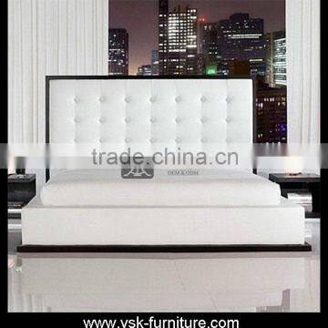 BE-015 French Style Upholstered Bed Prince's Dream Series Bed photo-1
