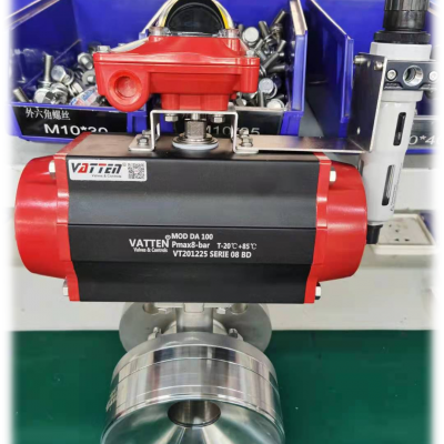 Compact Pneumatic Tank Bottom Valve With 105° Angled Valve Stem for Tight Spaces photo-5