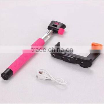 new design hot sell wireless bluetooth installed selfie stick