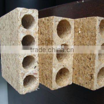 The core of flat door tubular chipboard