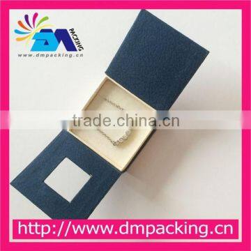 Small paper jewelry necklace packing box with window