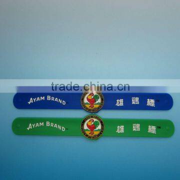 Promotional and Eeco-friendly 3D Cocks Shape Reflective Silicon Slap Wrist Band