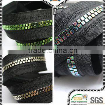 Custom metallic good quality stylish colorful special teeth large plastic zipper