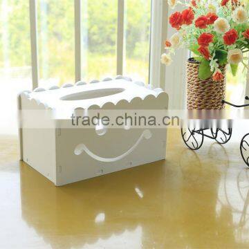 WPC Smile Carving tissue box