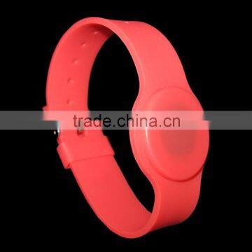 NTAG213 RW27 RFID Wristband by Roxtron - 246 x 36mm photo-2