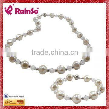 2015 Latest design pearl necklace