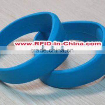 Wholesale 13.56MHz Festival Silicone RFID Bracelet for Events photo-2