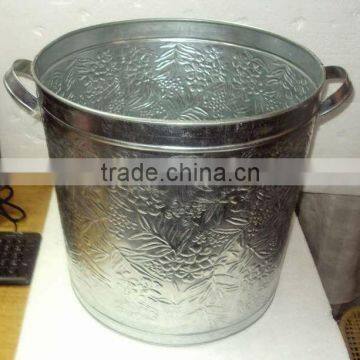 Galvanized Trash Can With Cover photo-3