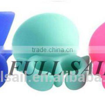 2016 Newest Silicone Gripper Finger Wearable Ring Nail Polish Holder photo-2