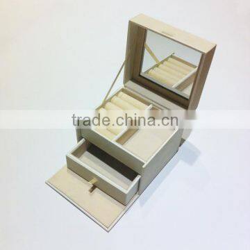 White Leather Jewelry Set Box Collection