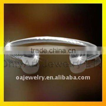 2013 hot selling custom design 316L stainless steel bangle