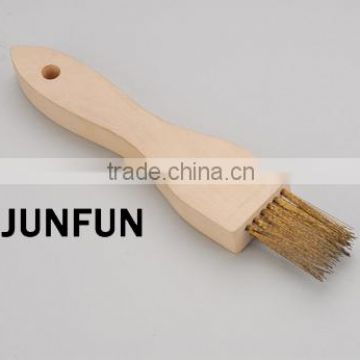 beavertail wooden handle detail upright wire brush