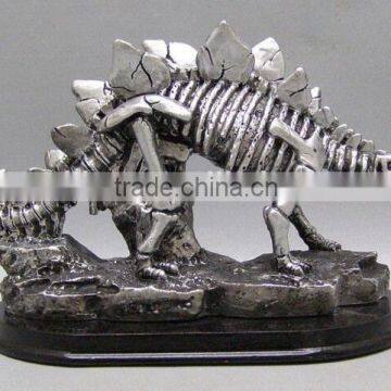 polystone dinosaur model