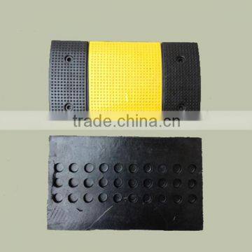 Transport facilities Deceleration zone 30 wide speed humps