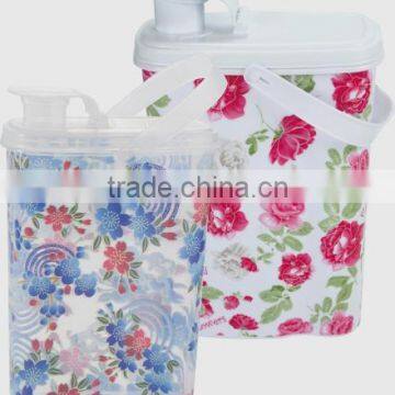 Square shape plastic water jug with spout
