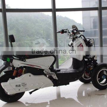 Three Wheels Reverse Scooter photo-2