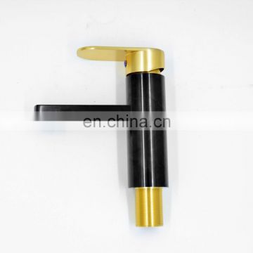 Wholesale China faucet factory luxury bathroom modern black golden ceramics body basin faucet