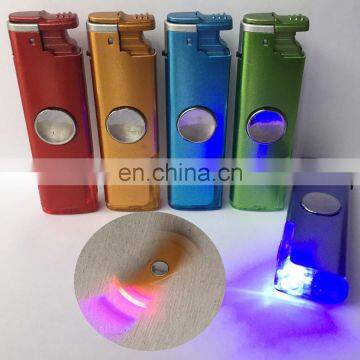 2018 newest plastic windproof lighter with spinner and LED