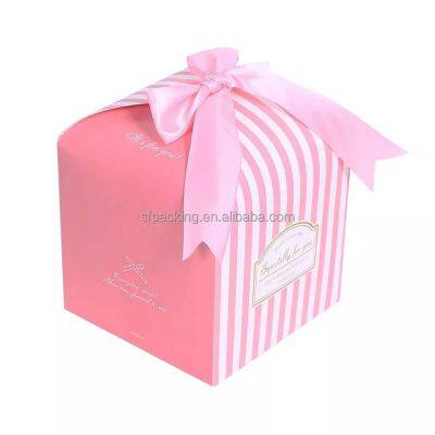 white Cardboard apple gift paper packaging box