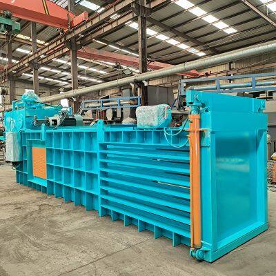 Compactador hidráulico horizontal para fibras de madeira e palha de trigo. Vendas diretas da fábrica. photo-4