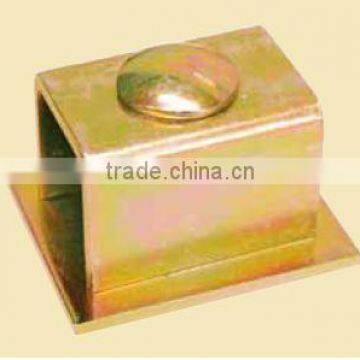 HANGING DOOR HARDWARE FOR WOODEN DOOR USED AT A WAREHOUSE ETC WITH OTHER RELATIVE PARTS.