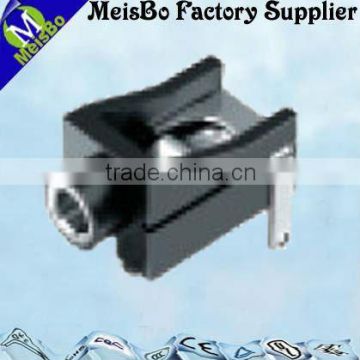 Female multipurpose 3 pin power connector