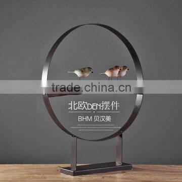 Large size metal ring cycle shape bird metal craft 2016 home decoration for wholesale                        
                                                                                Supplier's Choice