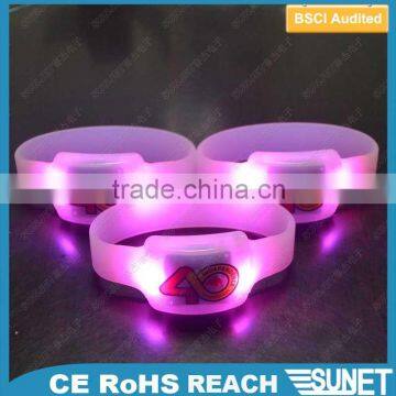 new gadget 2016 party supplies led light up led silicone bracelet