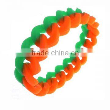 China manufacturer supply fashion silicone bracelet silicone wristband china