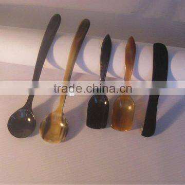 Buffalo horn spoon, size range from 12-23cm, black horn and natural horn color