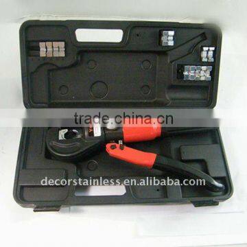 Hydrulic crimping tool