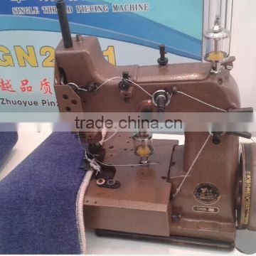 High accuracy industrial three thread carpet overedge sewing machine with low noise