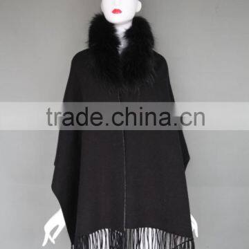 Wool shawl with fur collar and tassel fashion ladies poncho