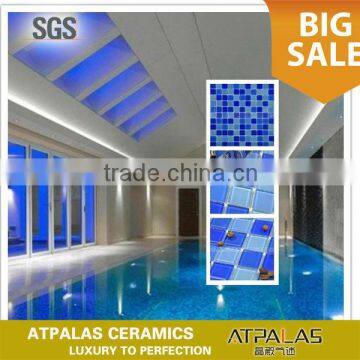 Glass mosaic tiles for the swimming pool