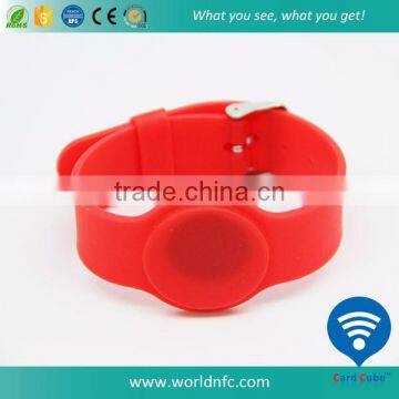 Top Supplier Watch Style PVC RFID Wristband With NTAG213 Chip photo-2