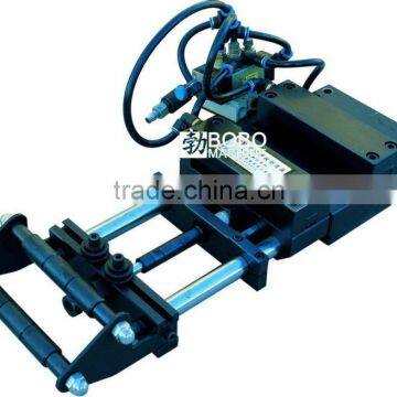 Pneumatic feeder and straightener for press line