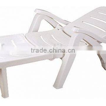 Leisure Outdoor Furniture Plastic Folding Beach Chair photo-2