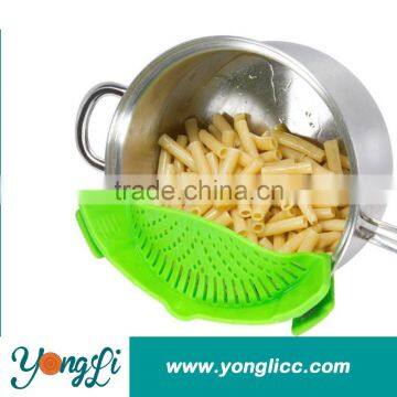 Kitchen Pan Strainer Snap'n Strain Clip-on Silicone Pasta for Draining Liquid